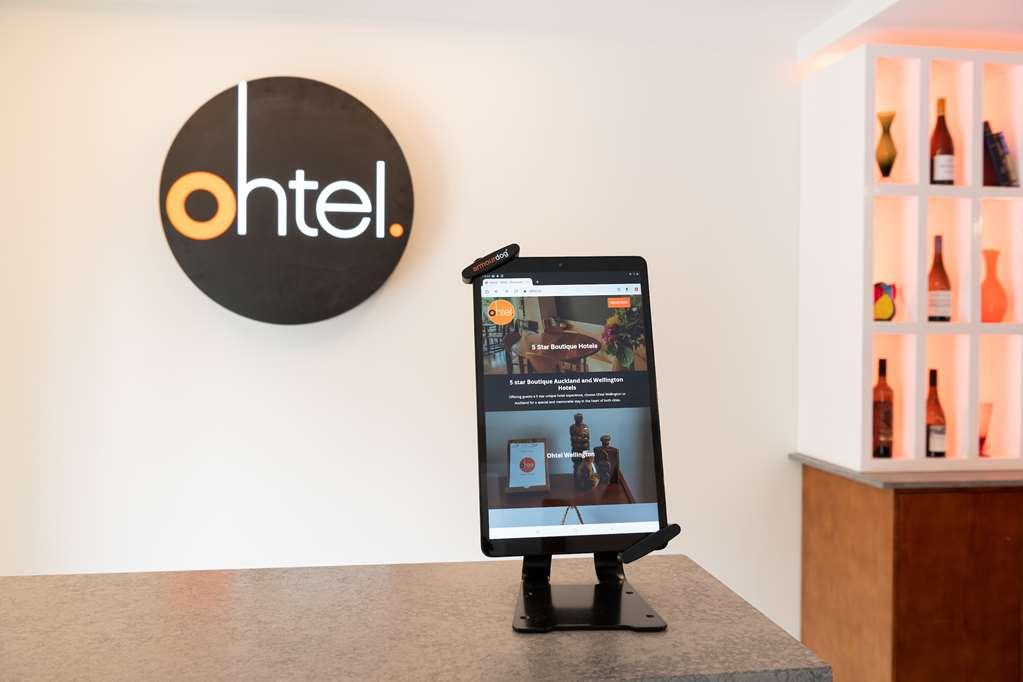 Hotel Ohtel Auckland Interior foto Tablet at the reception desk of Ohtel