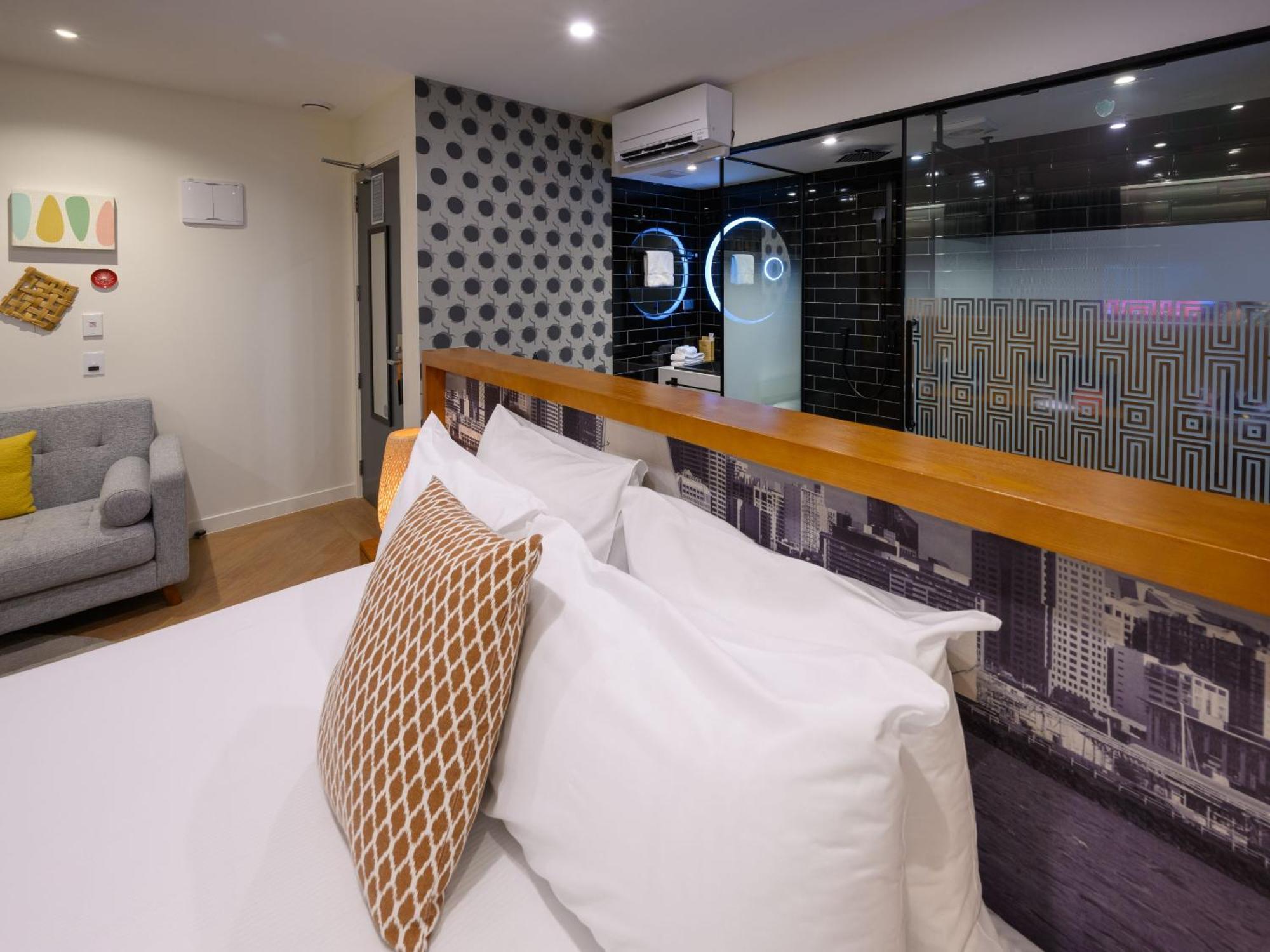 Hotel Ohtel Auckland Exterior foto A room at the hotel
