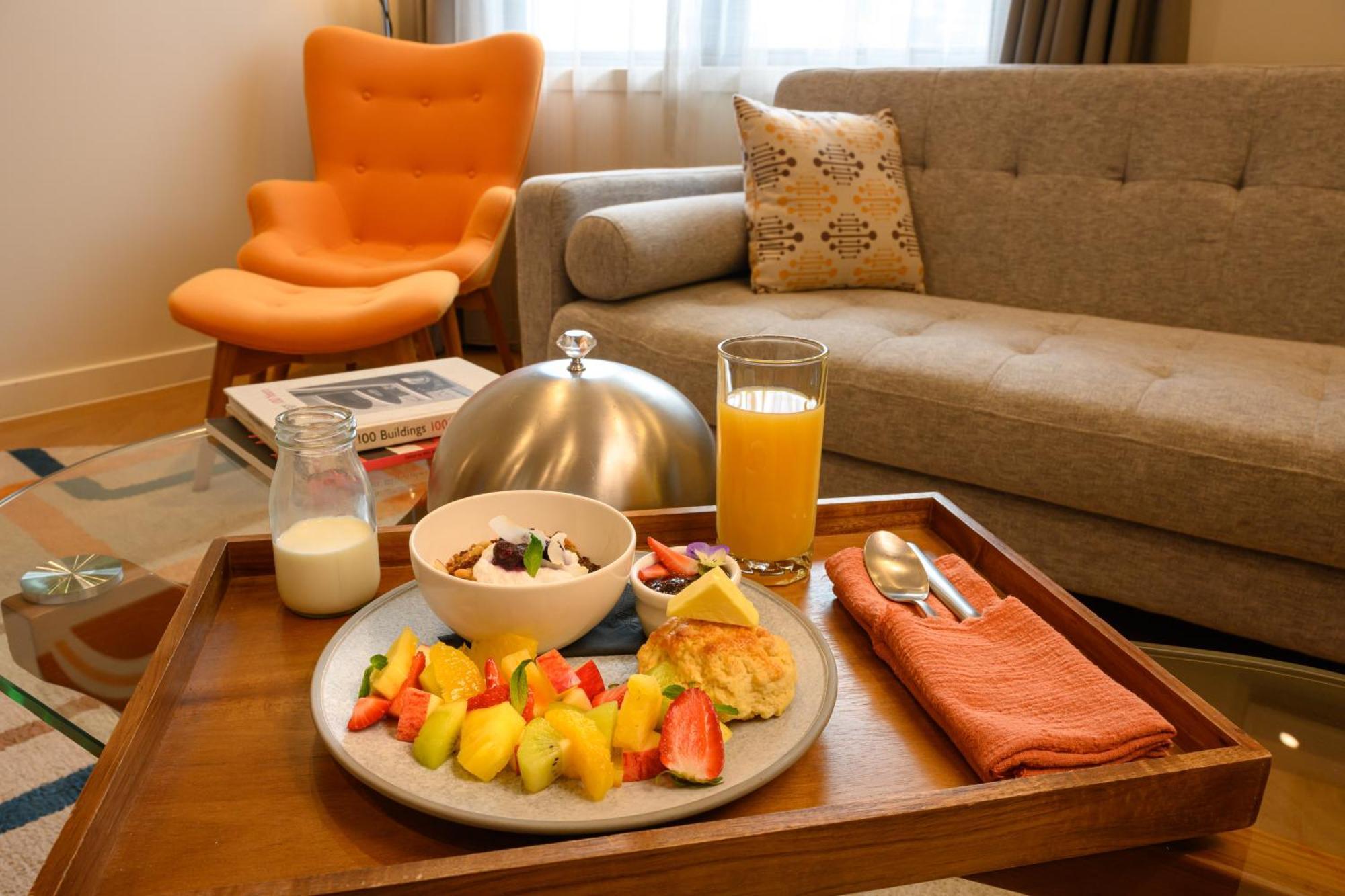 Hotel Ohtel Auckland Exterior foto Room service