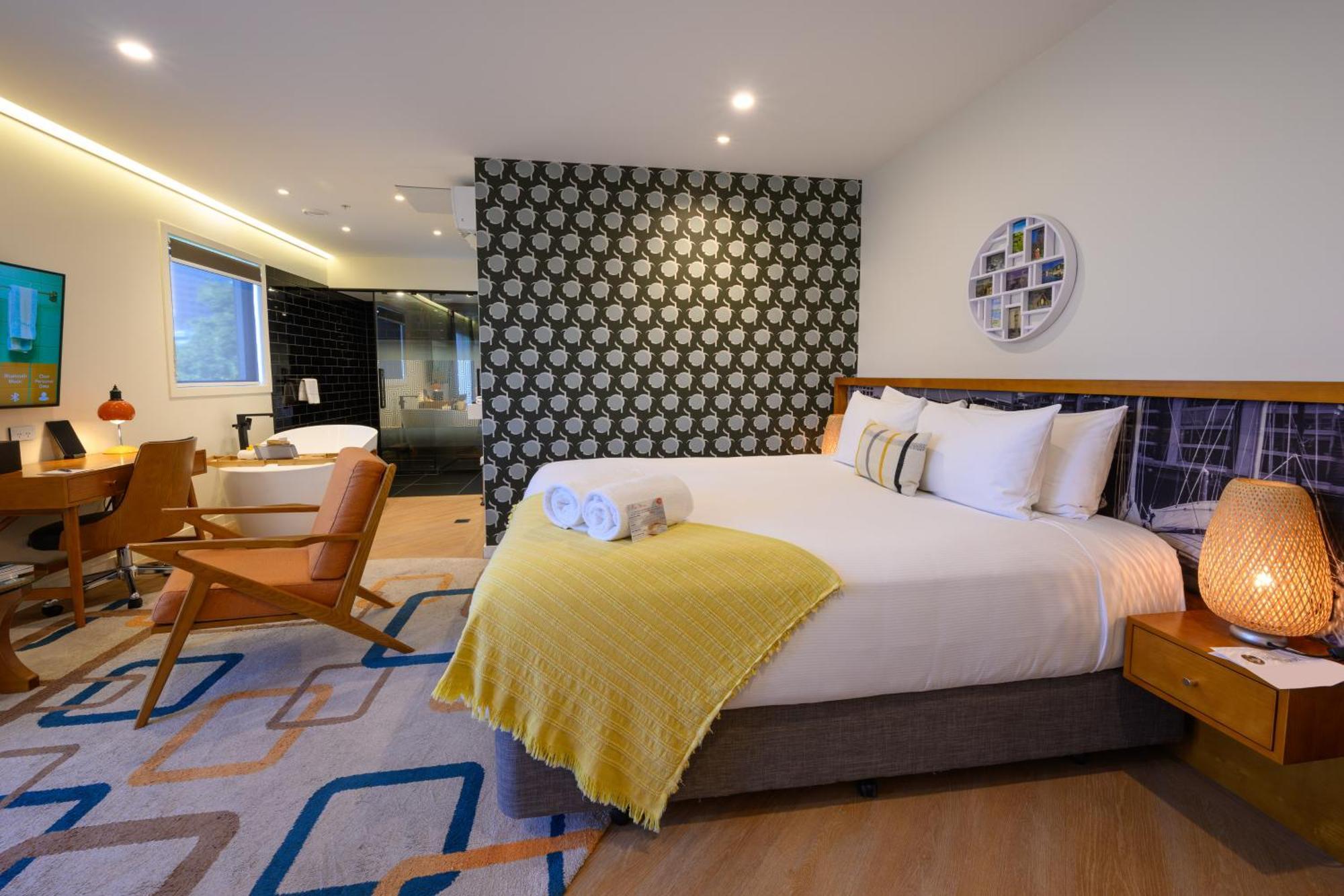 Hotel Ohtel Auckland Exterior foto A bedroom at the hotel
