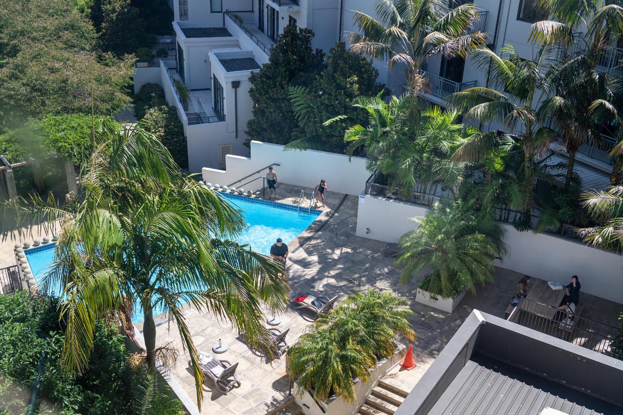 Hotel Ohtel Auckland Exterior foto The pool at the W Hotel